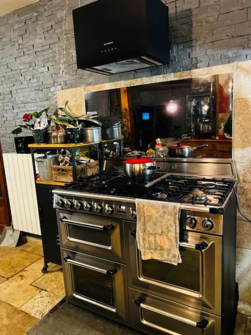 Villa Au Coeur De La Provence Evenos Екстериор снимка